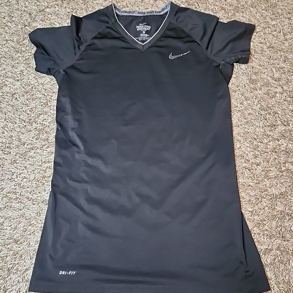 Women’s medium Nike Pro Combat fitted black v neck short sleeve shirt